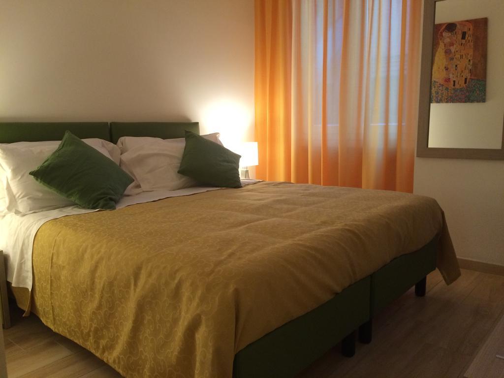 Hotel Enjoy Milano Exterior foto