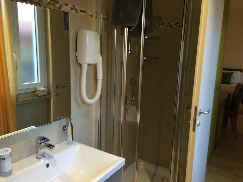 Hotel Enjoy Milano Zimmer foto