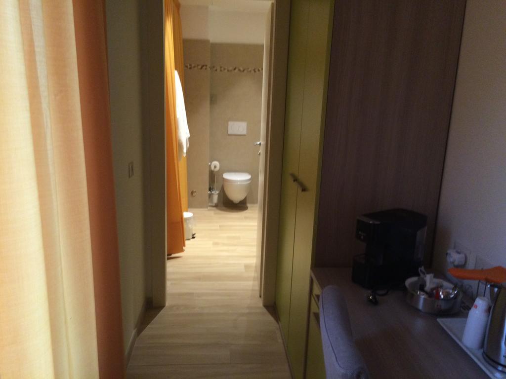 Hotel Enjoy Milano Zimmer foto